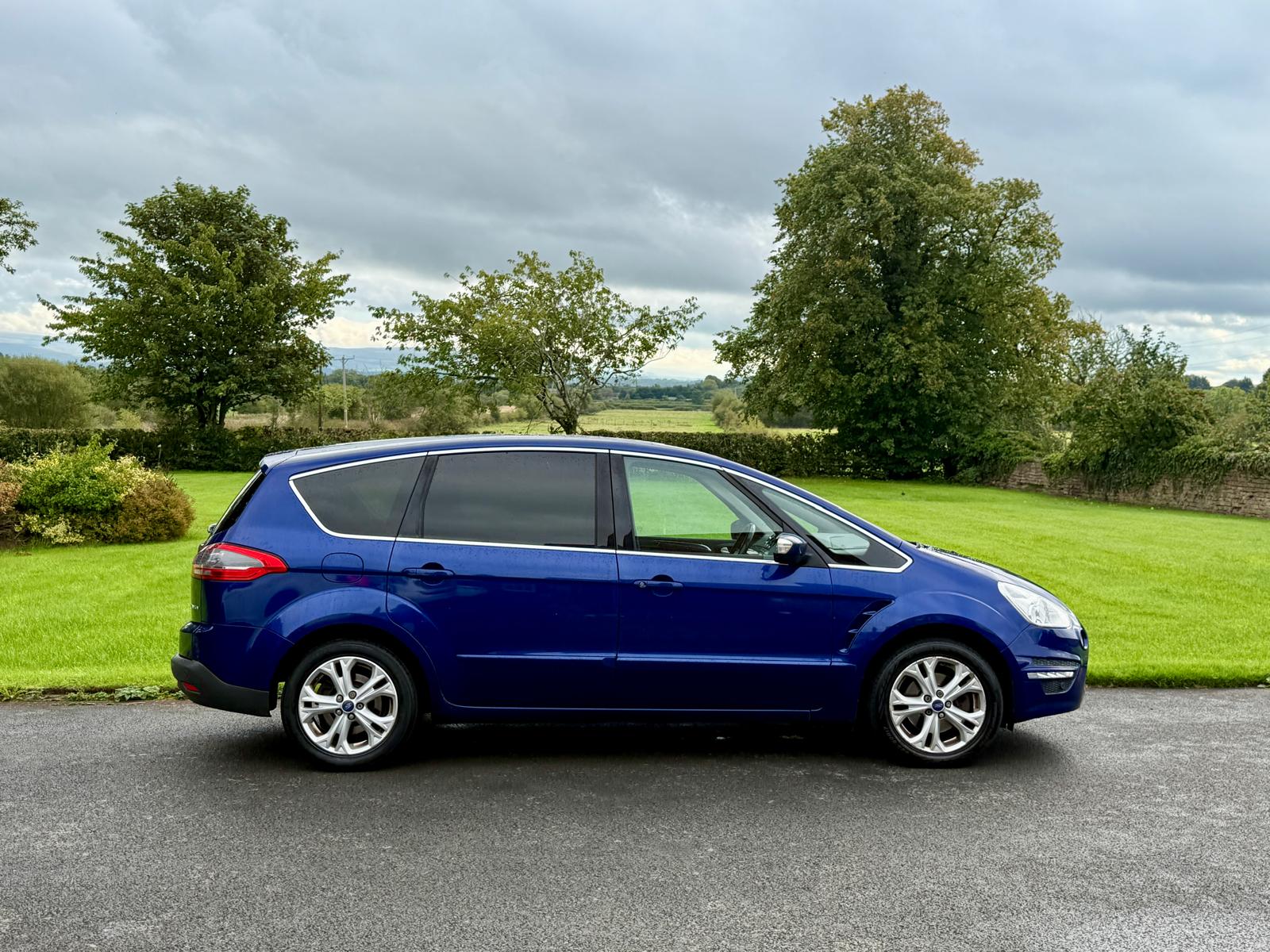 
								Ford S-Max Titanium 2.0 TDCi 6 Speed Manual full									