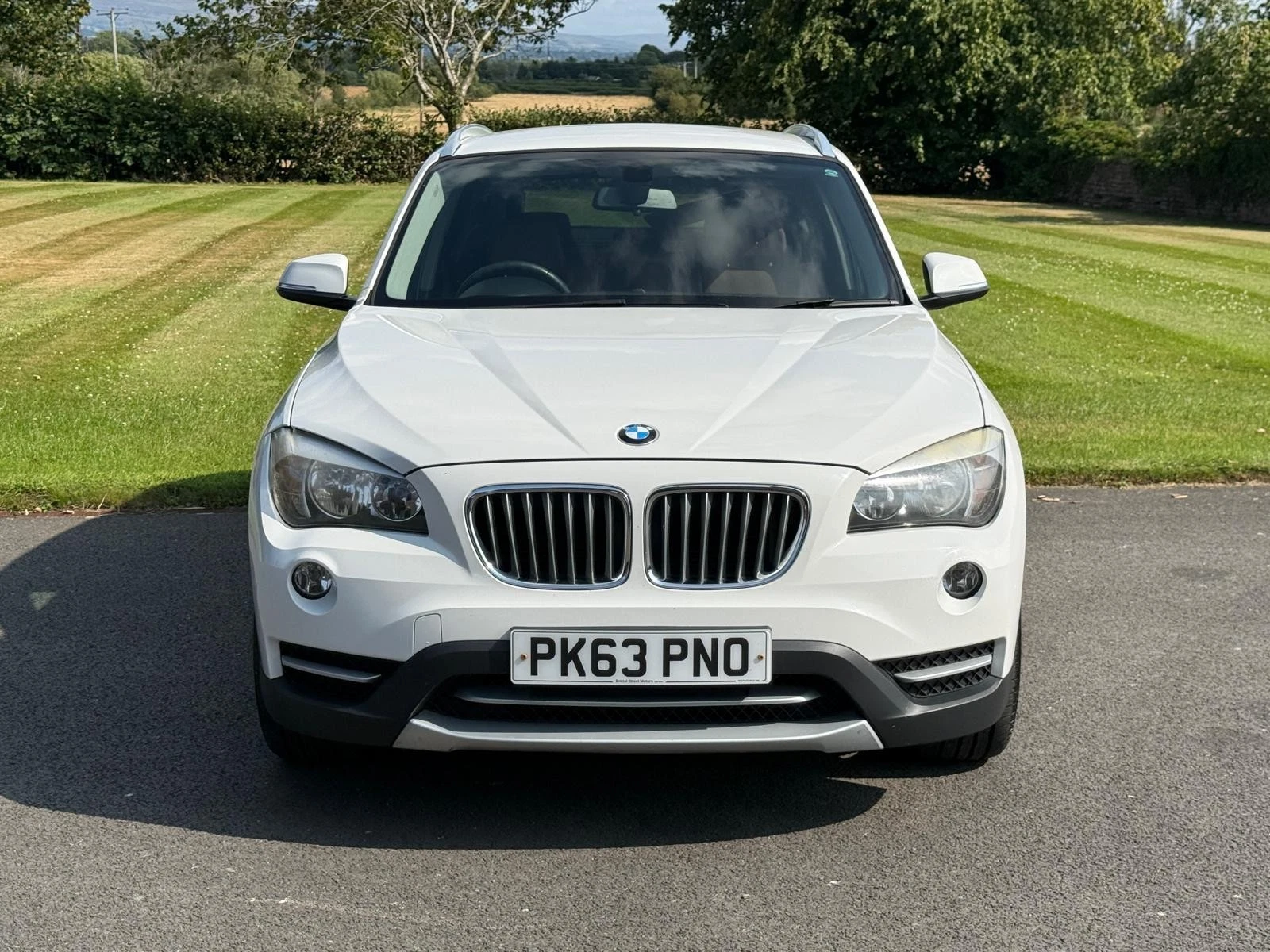 
								BMW X1 sDrive 16D xline full									