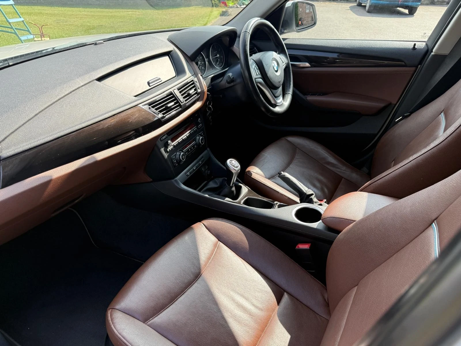 
								BMW X1 sDrive 16D xline full									
