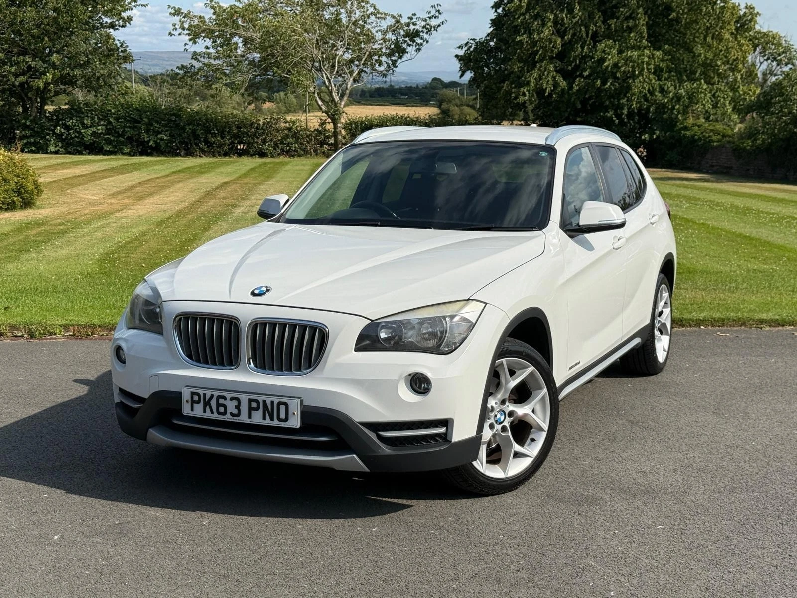 
								BMW X1 sDrive 16D xline full									