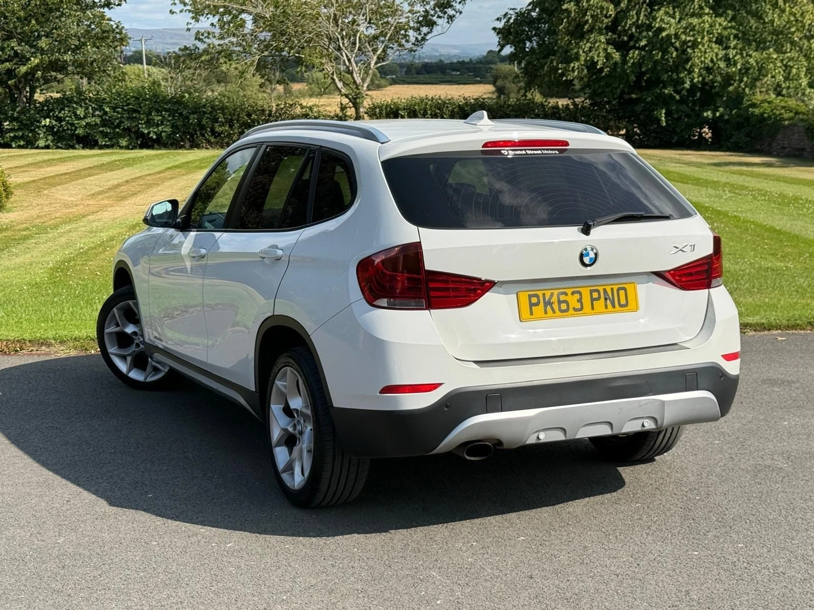 
								BMW X1 sDrive 16D xline full									