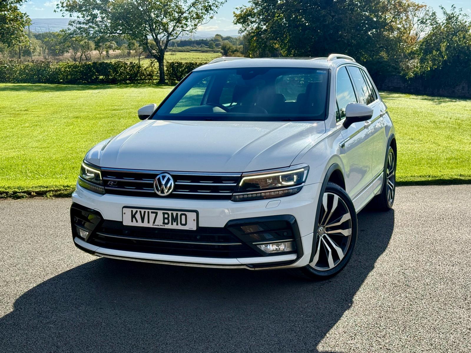 
								Volkswagen Tiguan 2.0TDi R-Line 4Motion full									