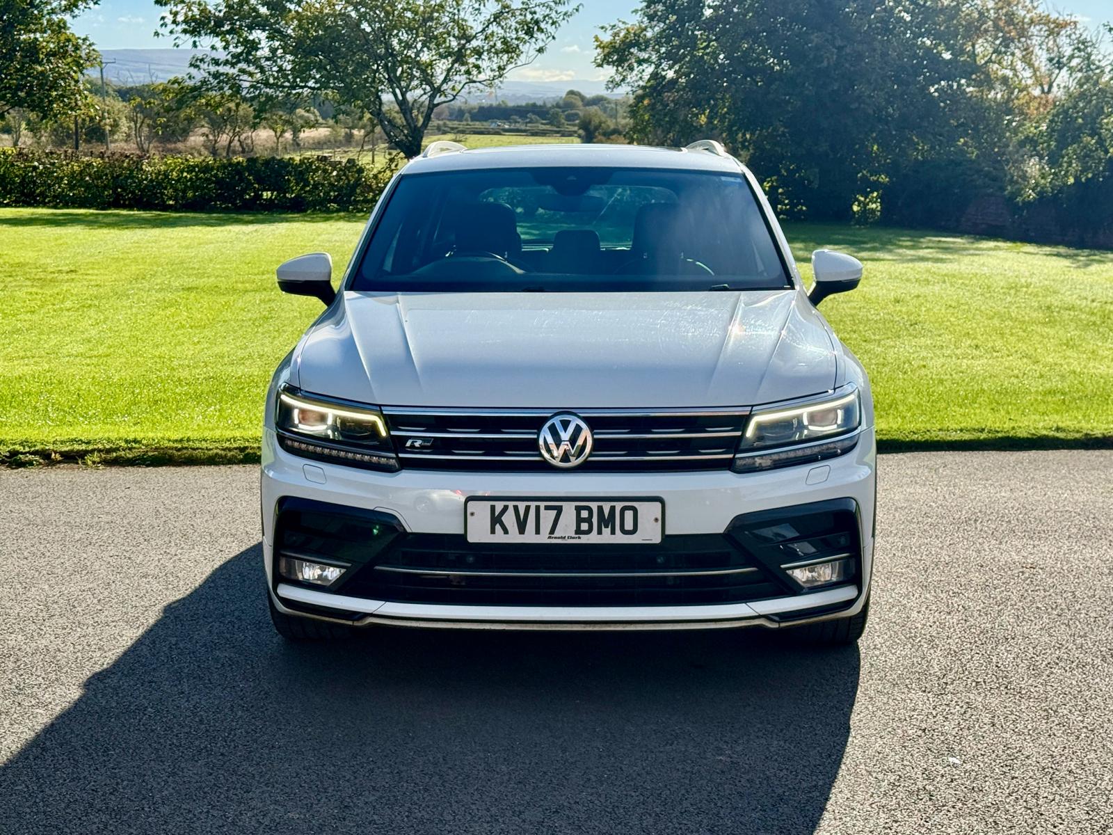 
								Volkswagen Tiguan 2.0TDi R-Line 4Motion full									