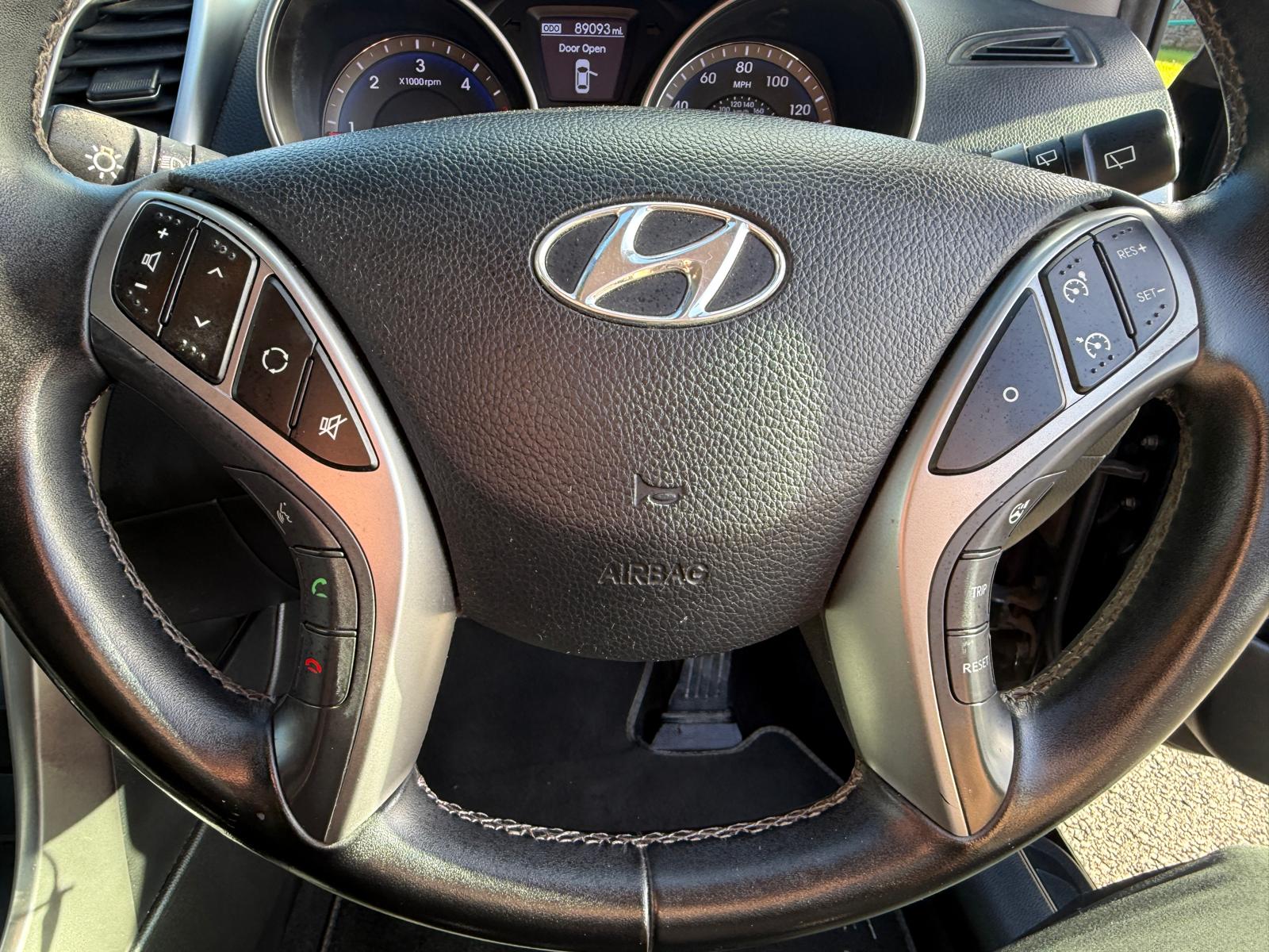 
								Hyundai 1.6 CRDi Active Blue Drive 5 door full									