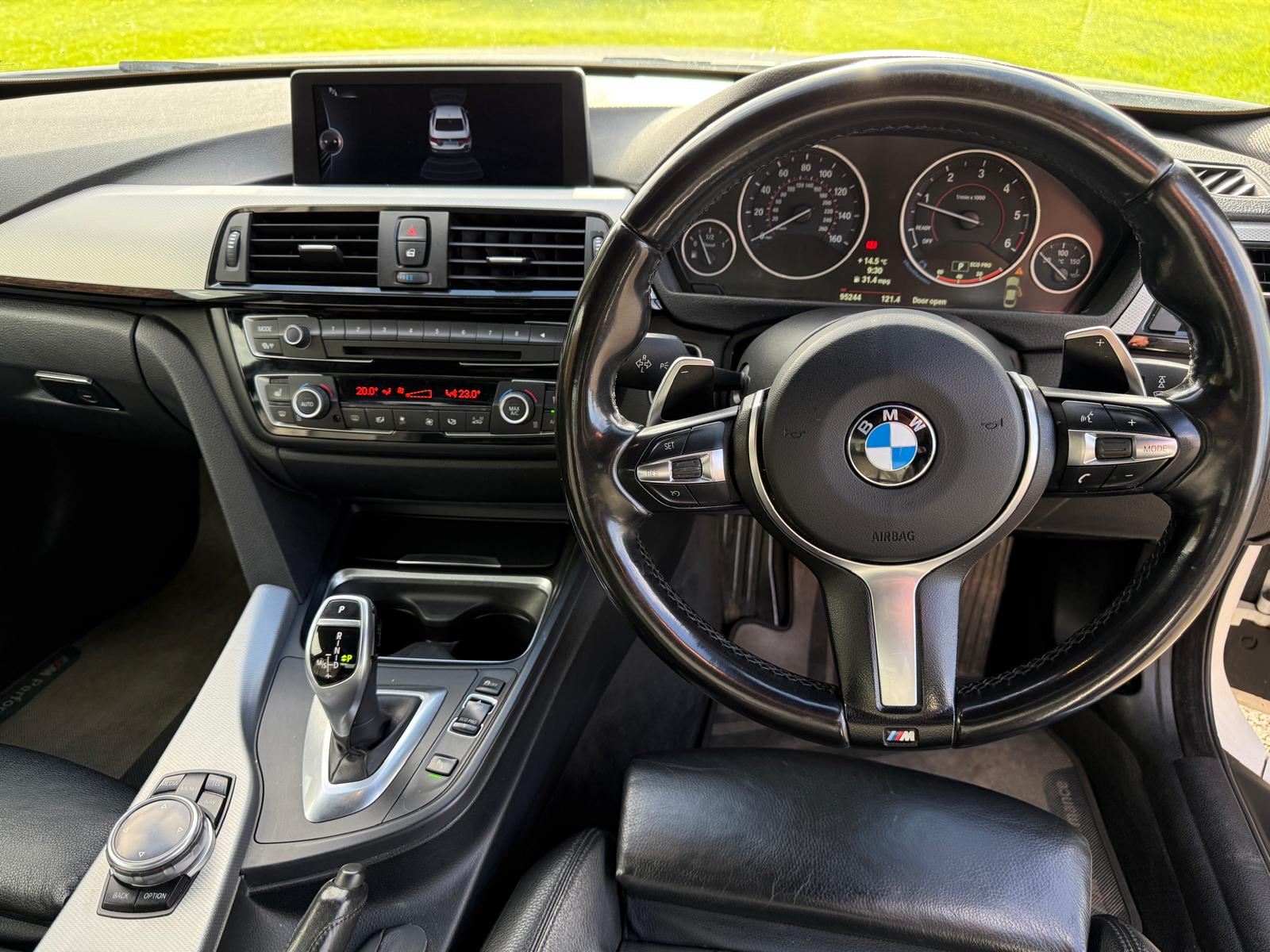 
								BMW 420D M-Sport Automatic Coupe full									