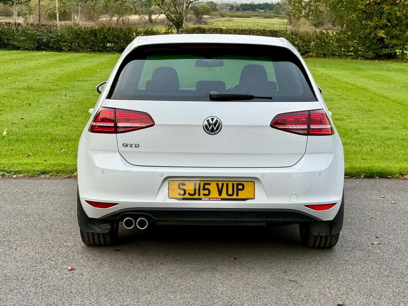 
								Volkswagen Golf GTD 2.0 TDI 5 door full									