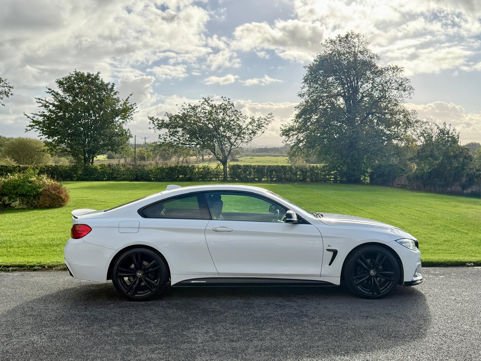 
								BMW 420D M-Sport Automatic Coupe full									