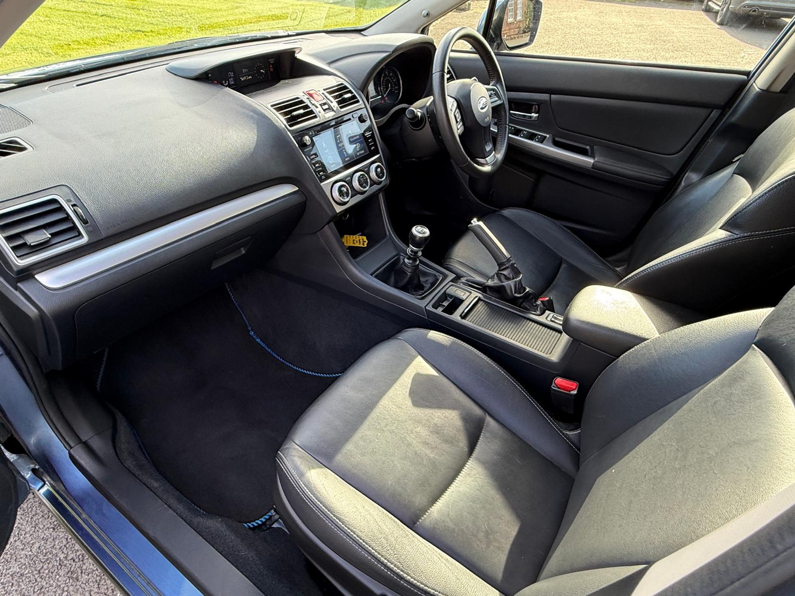 
								Subaru XV 2.0D SE Premium full									