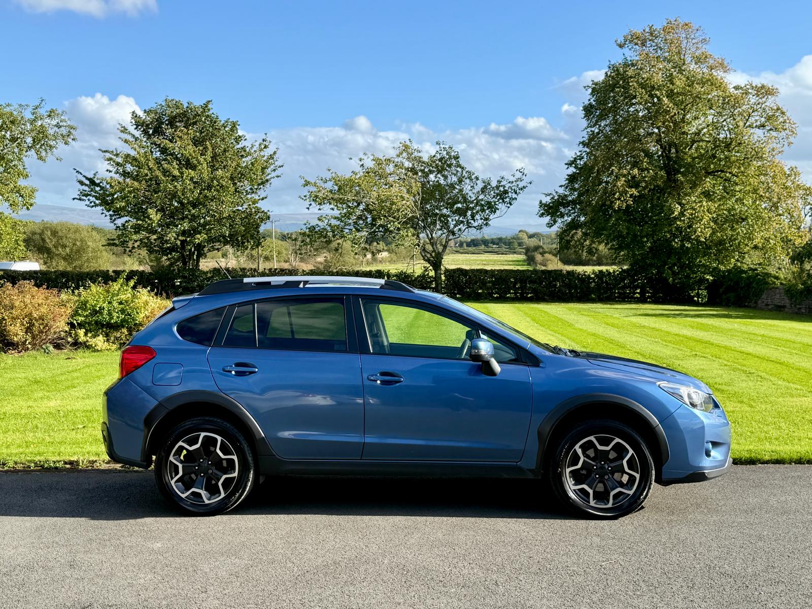 
								Subaru XV 2.0D SE Premium full									