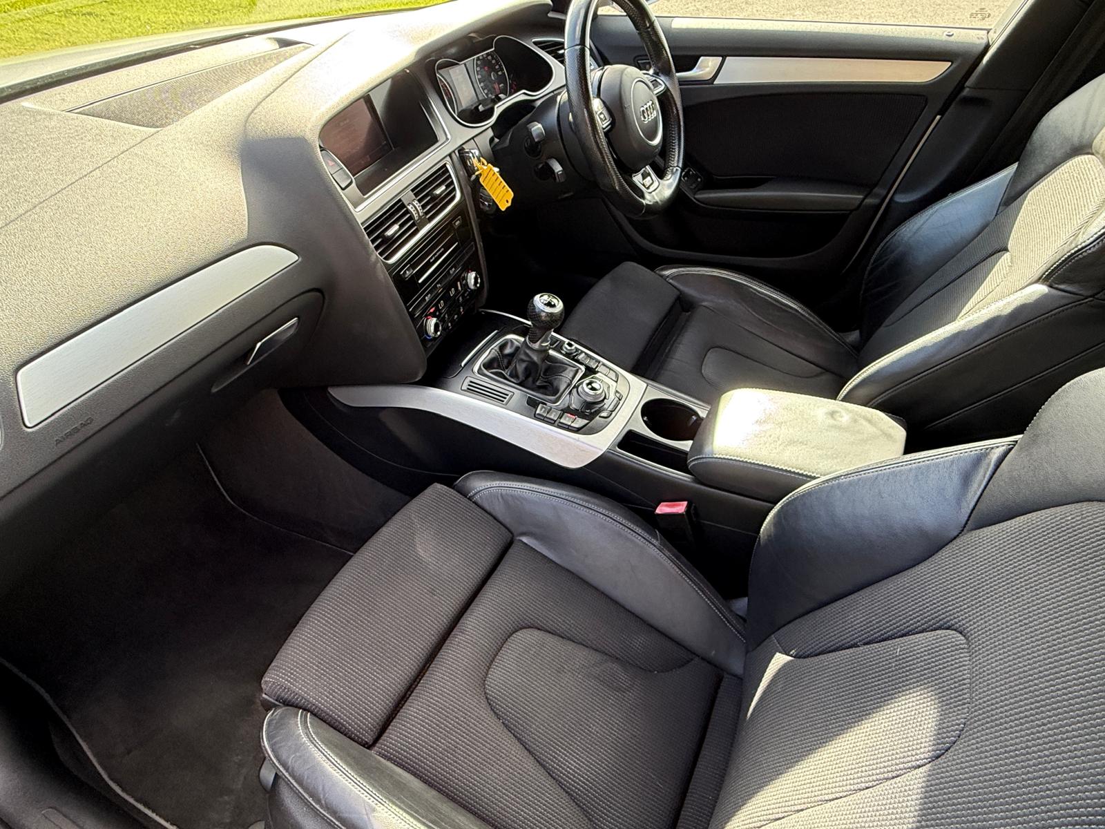 
								Audi A4 1.8T S-Line TFSi 4dr full									