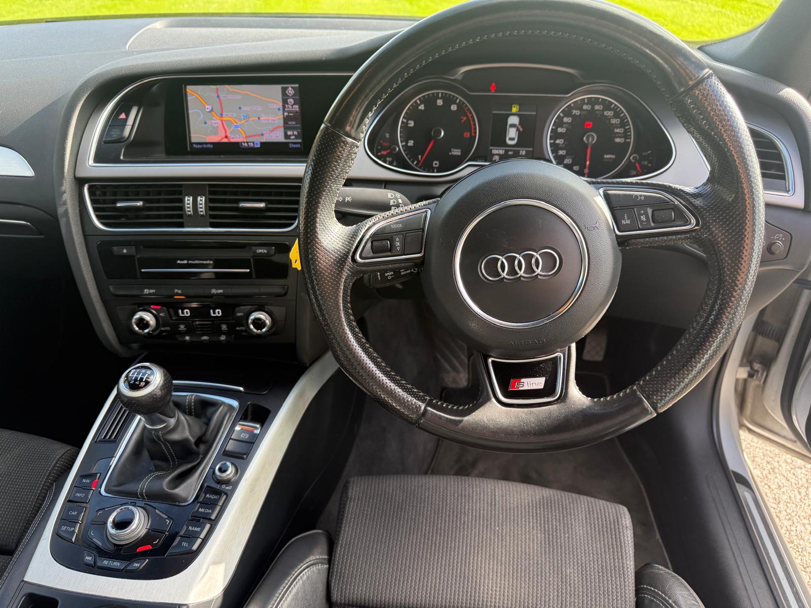 
								Audi A4 1.8T S-Line TFSi 4dr full									