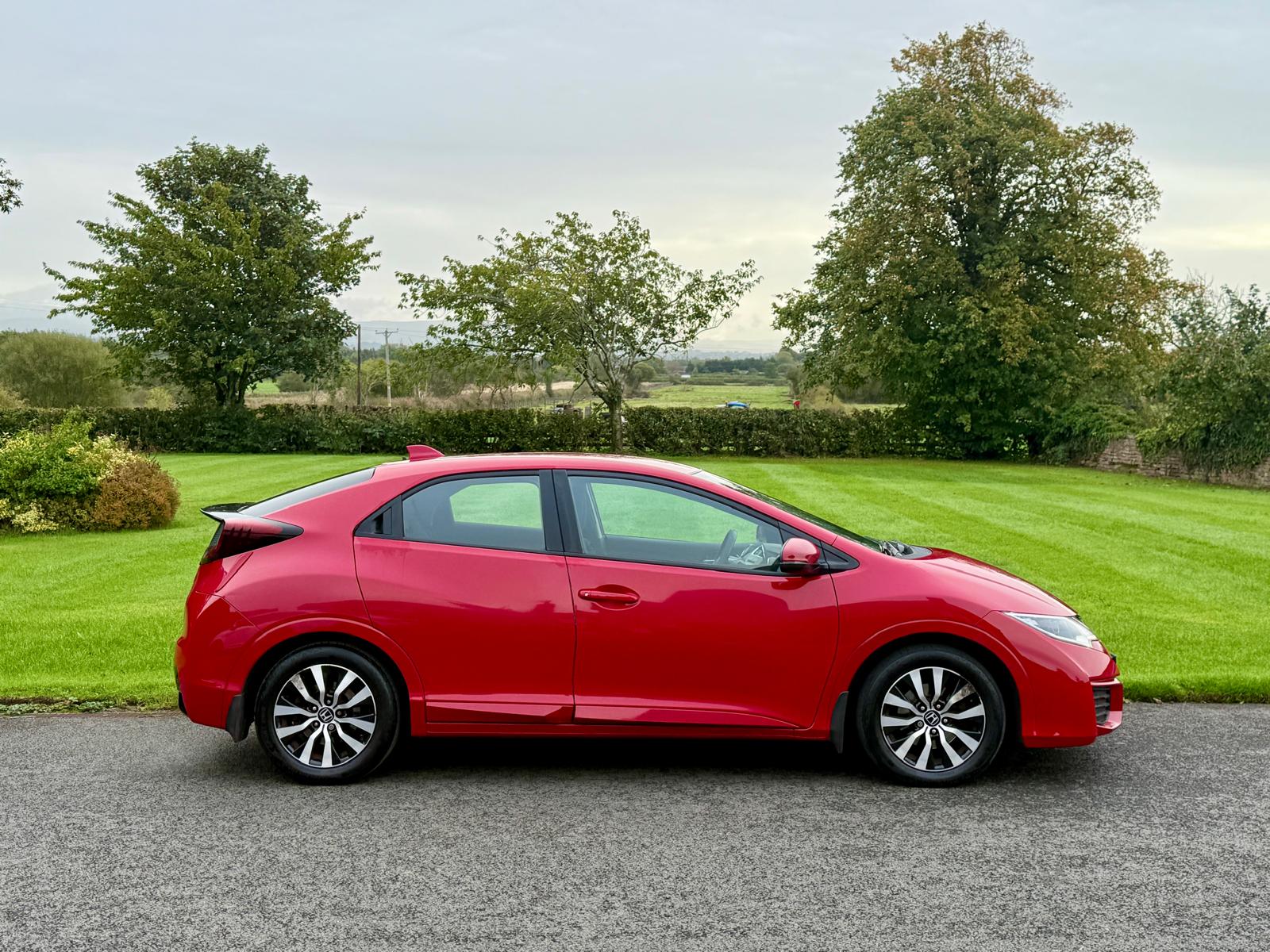 
								Honda Civic S 1.4i-VTEC 5dr full									