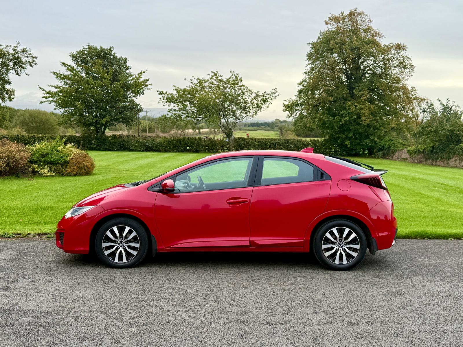 
								Honda Civic S 1.4i-VTEC 5dr full									