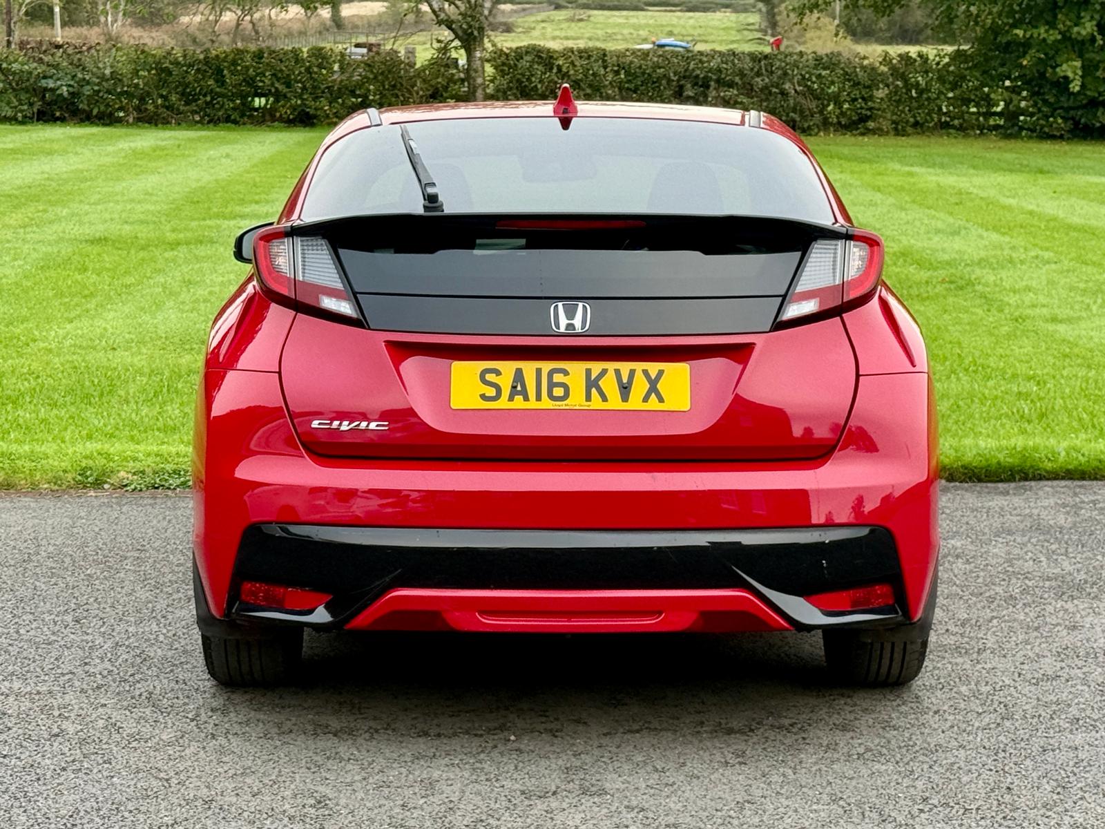 
								Honda Civic S 1.4i-VTEC 5dr full									
