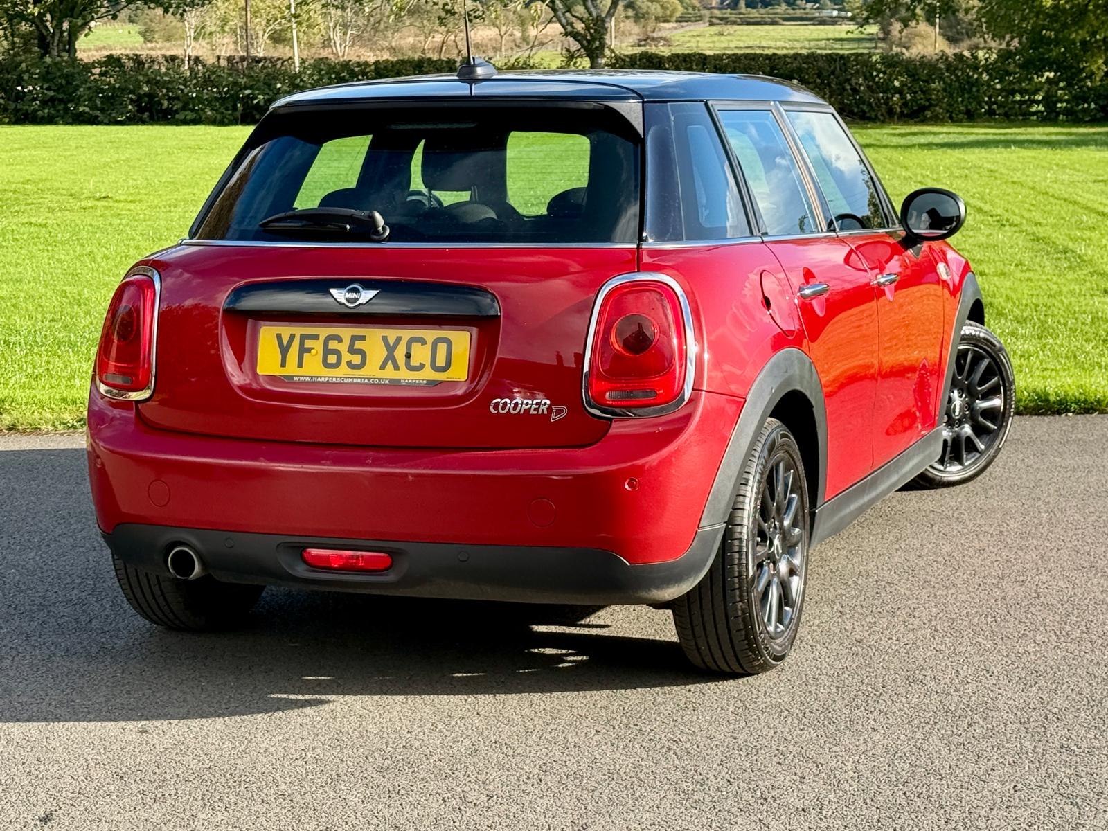 
								Mini Cooper D Chilli Pack full									