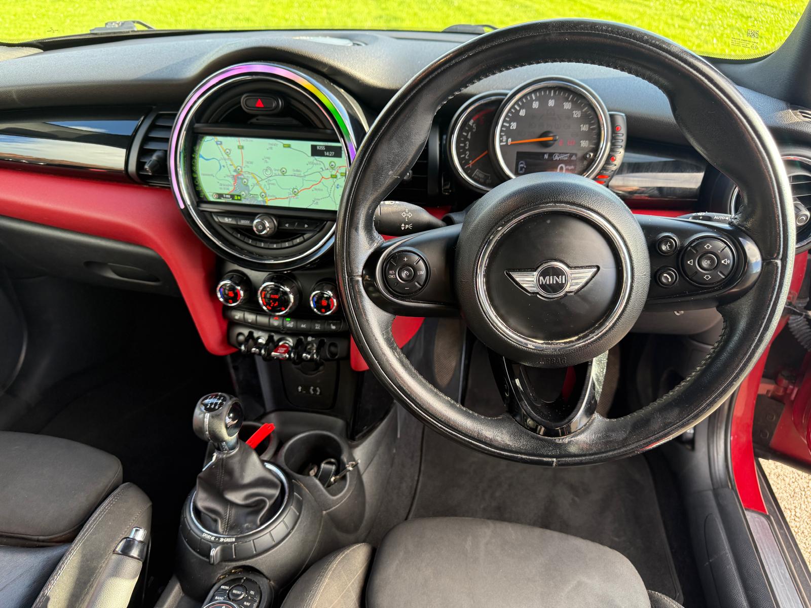 
								Mini Cooper D Chilli Pack full									