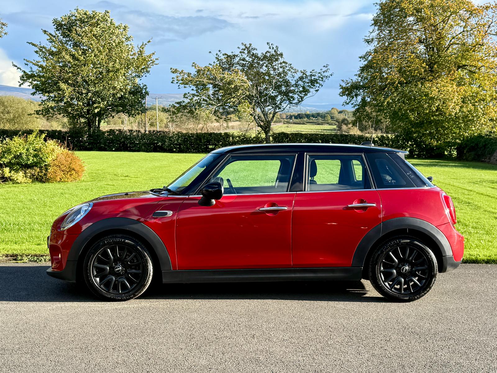 
								Mini Cooper D Chilli Pack full									