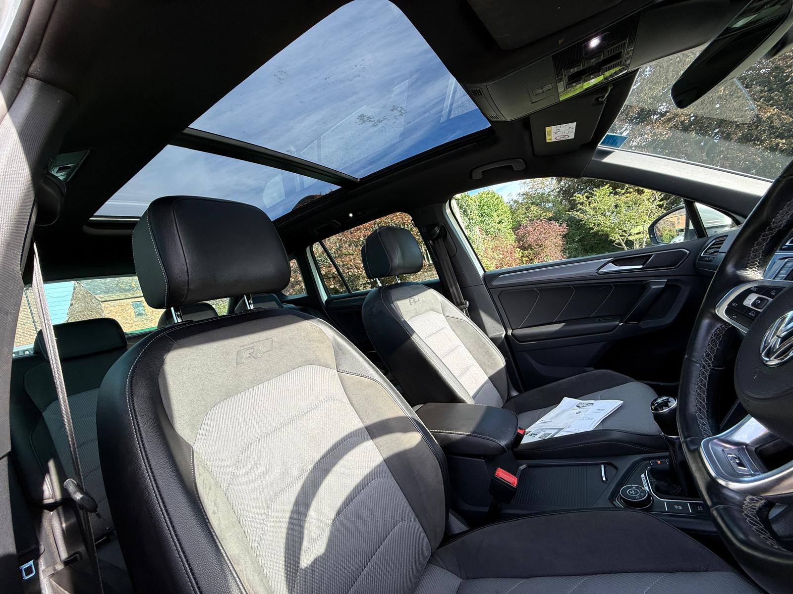
								Volkswagen Tiguan 2.0TDi R-Line 4Motion full									